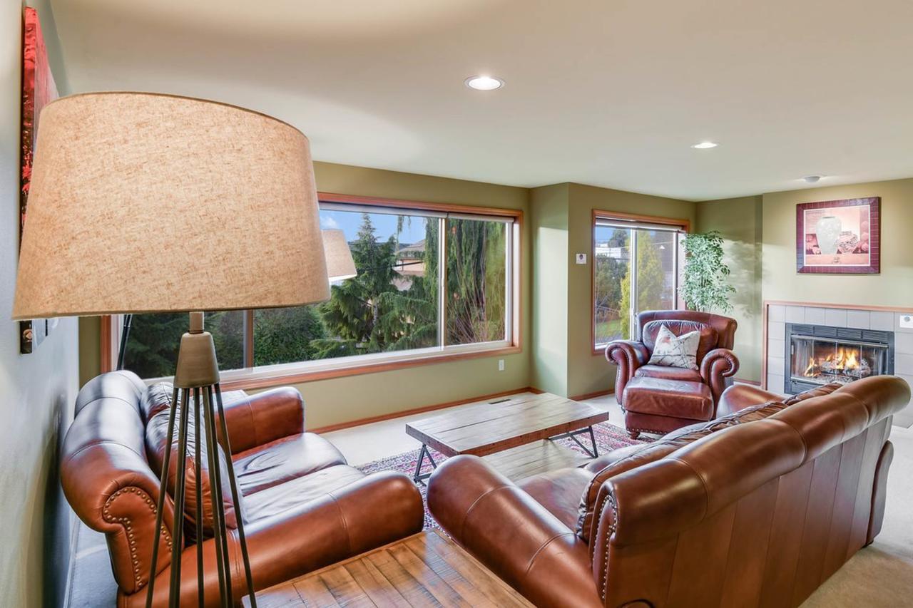 Wallingford Lake House - 4 Bed 3 Bath Vacation Home In Seattle - thumb 1