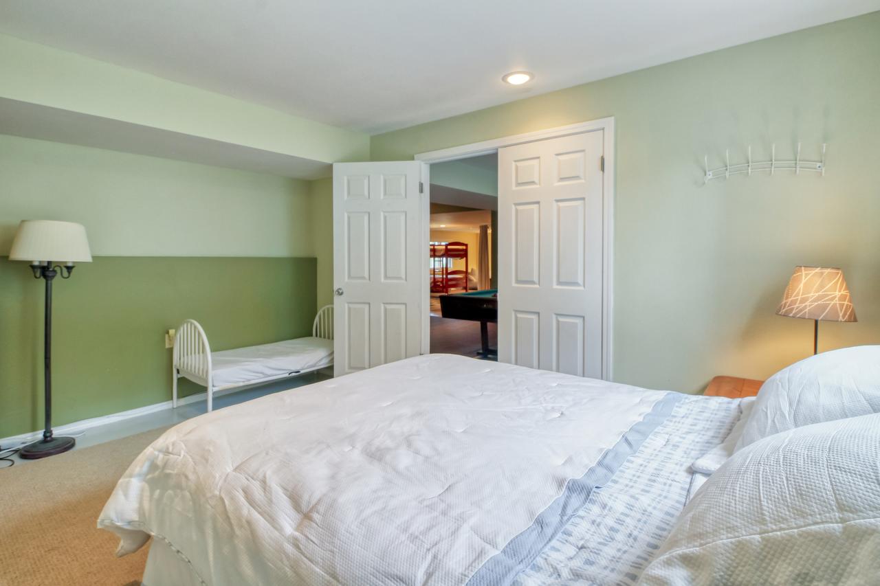 Corey's Lakehouse - thumb 27