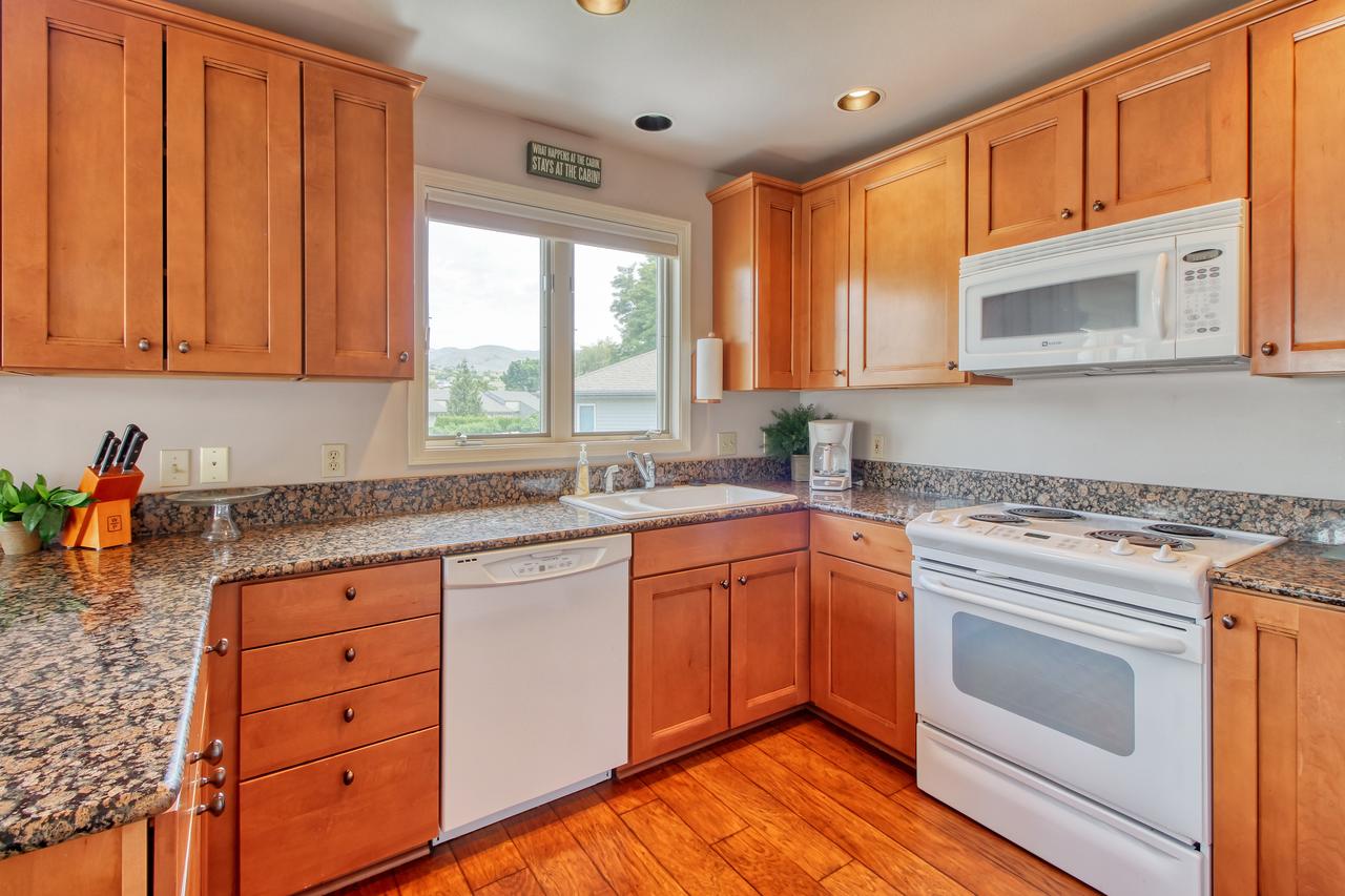 Corey's Lakehouse - thumb 7