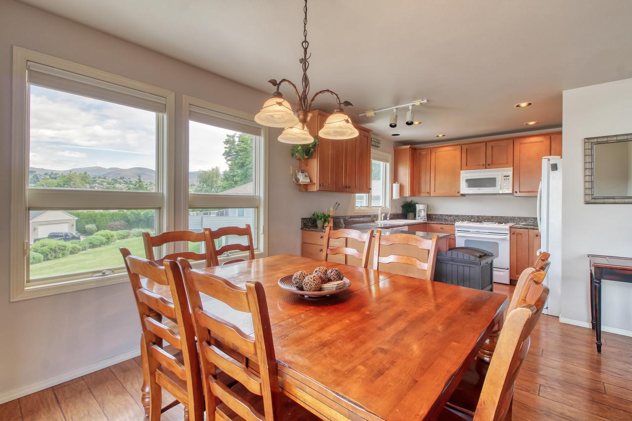 Corey's Lakehouse - thumb 9