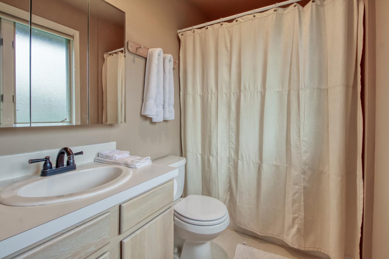 Corey's Lakehouse - thumb 13