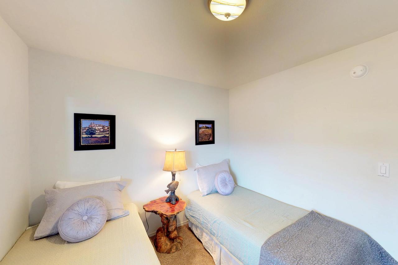 Manson Lake House - thumb 1