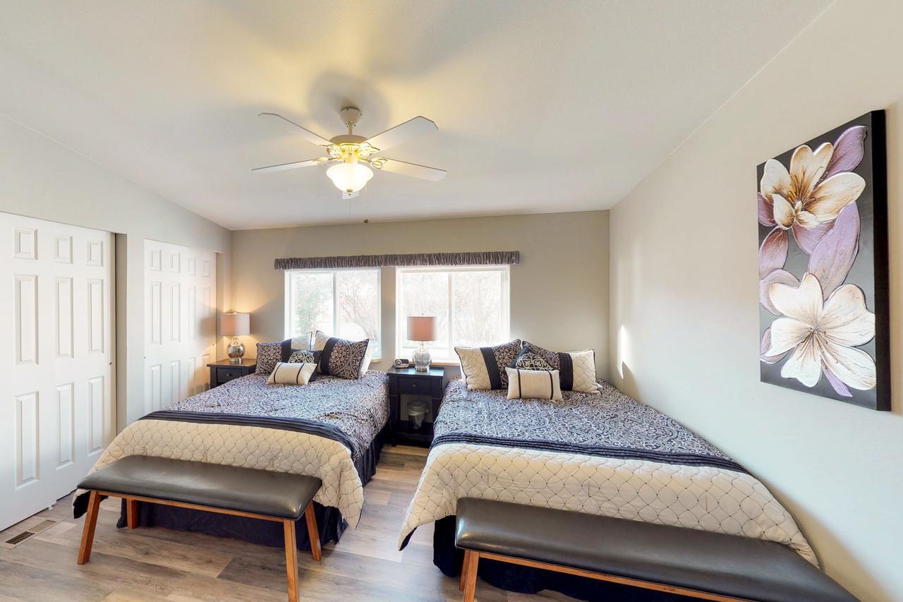 Manson Lake House - thumb 41