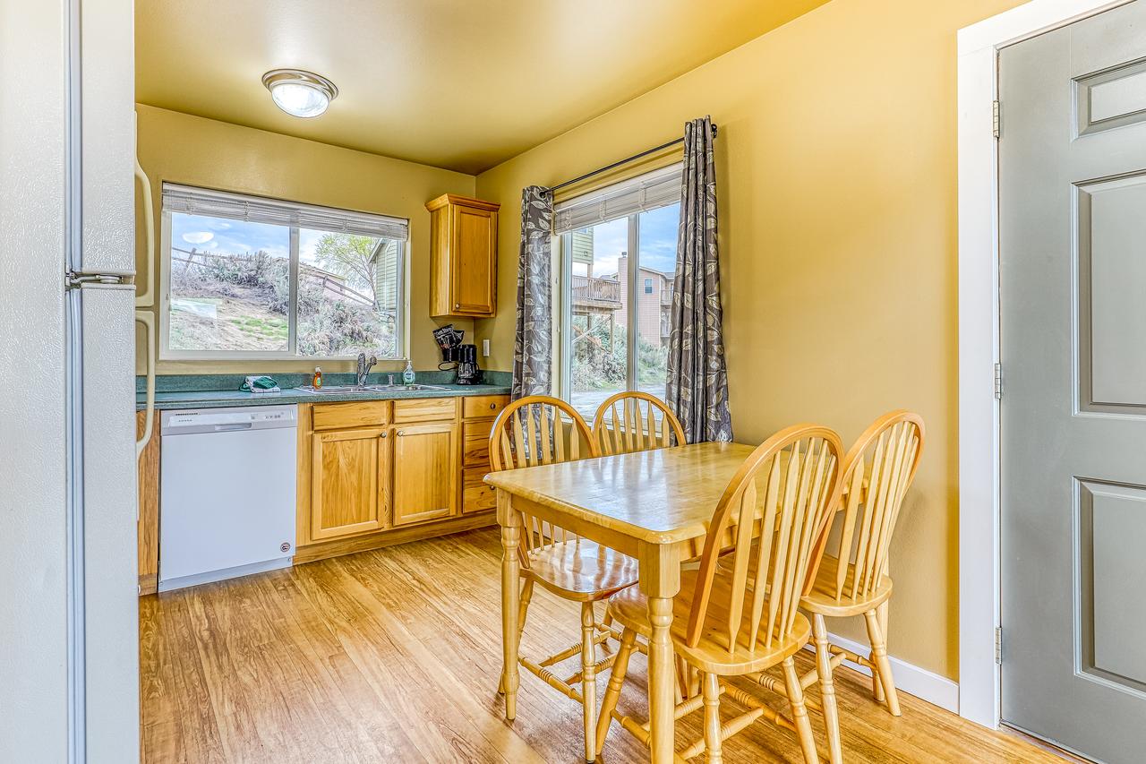 Lakeview Villa #809 - thumb 1