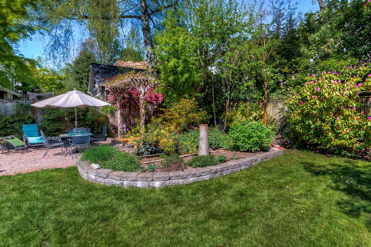 Lovely Laurelhurst Home Home - thumb 3