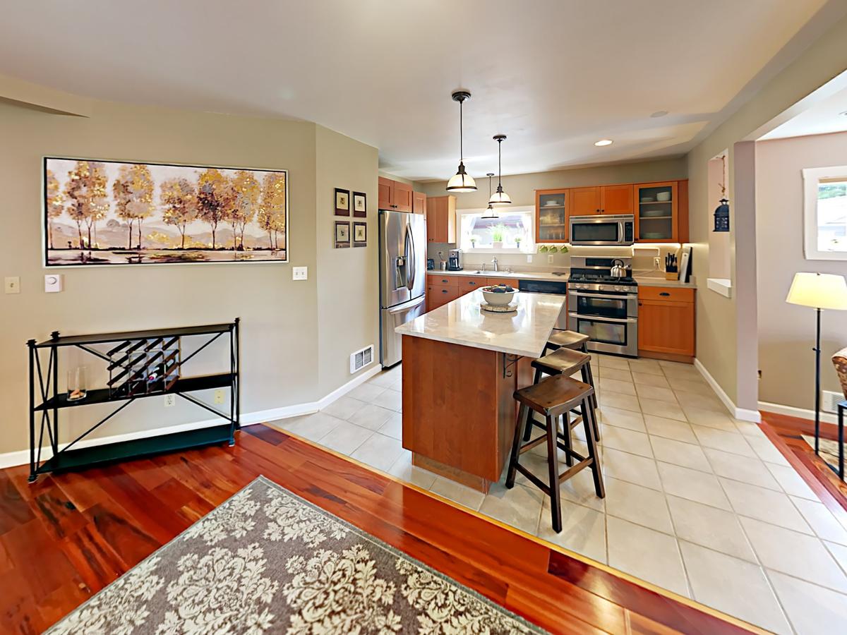 7011 4th Ave NW Home - thumb 3