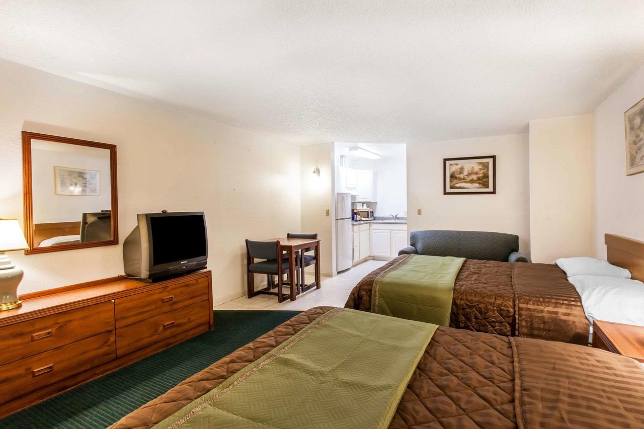 EconoLodge Everett - thumb 5