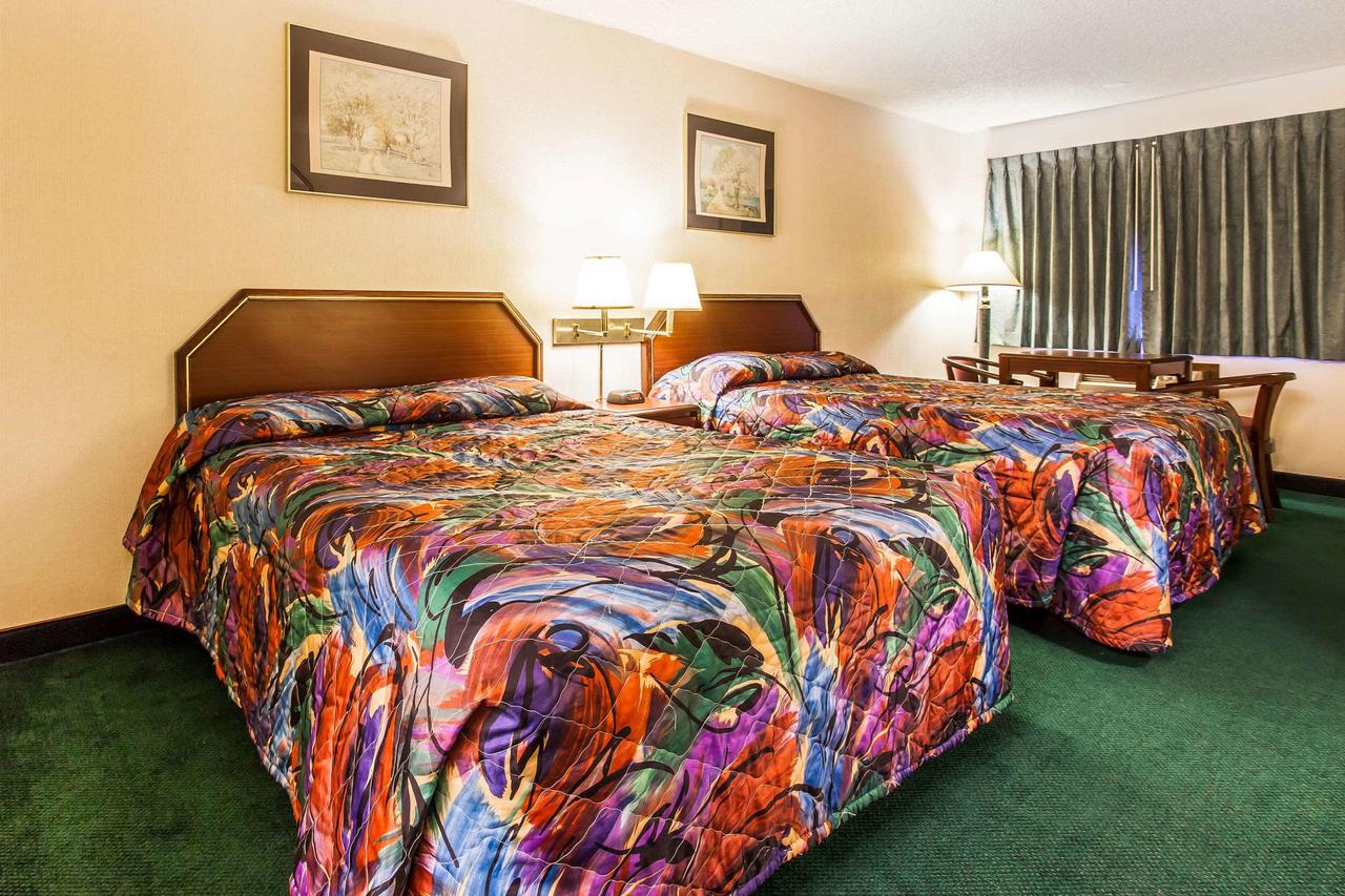 EconoLodge Everett - thumb 22