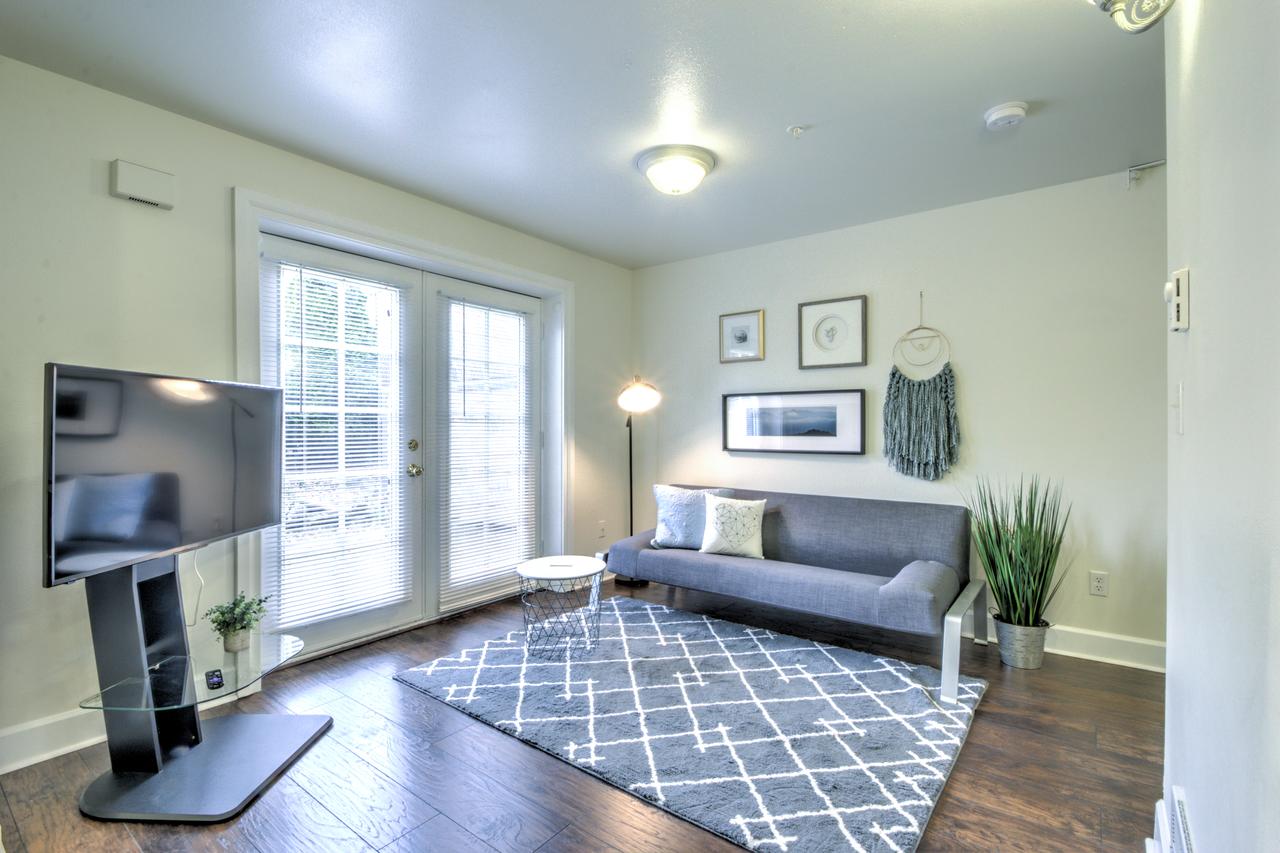 Renovated Studio In Heart Of Capitol Hillâ€“Apt D - thumb 1