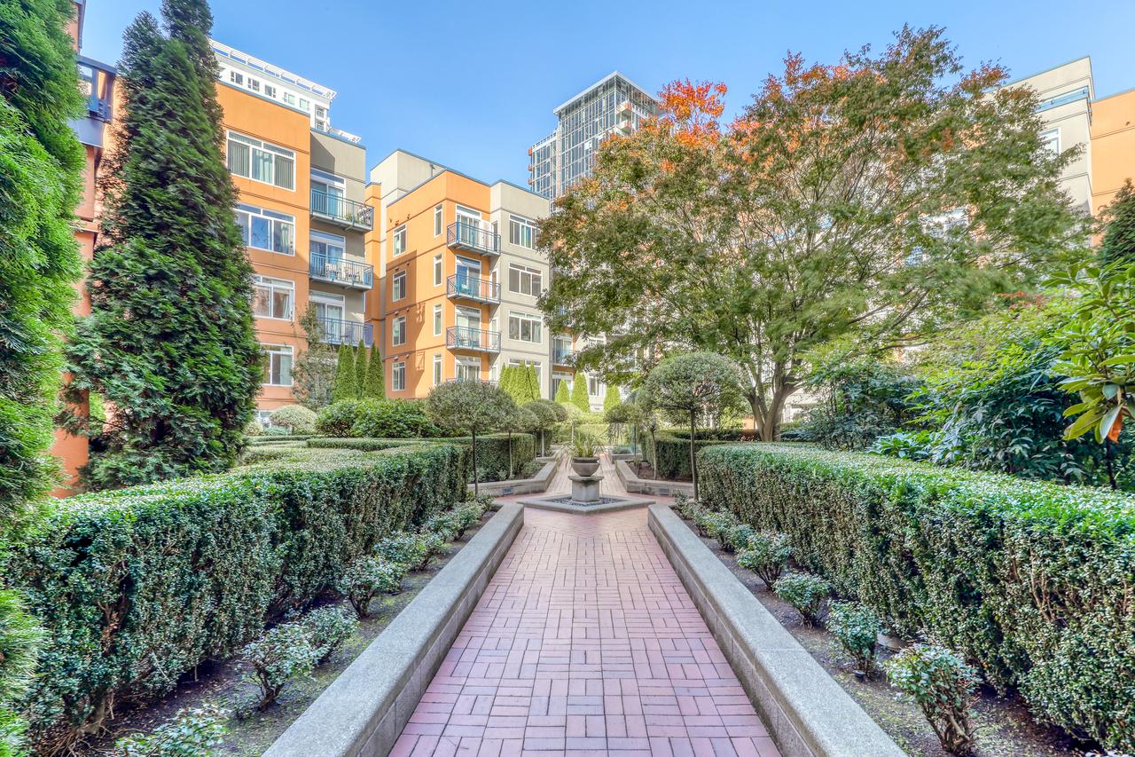 Belltown Court North - thumb 8