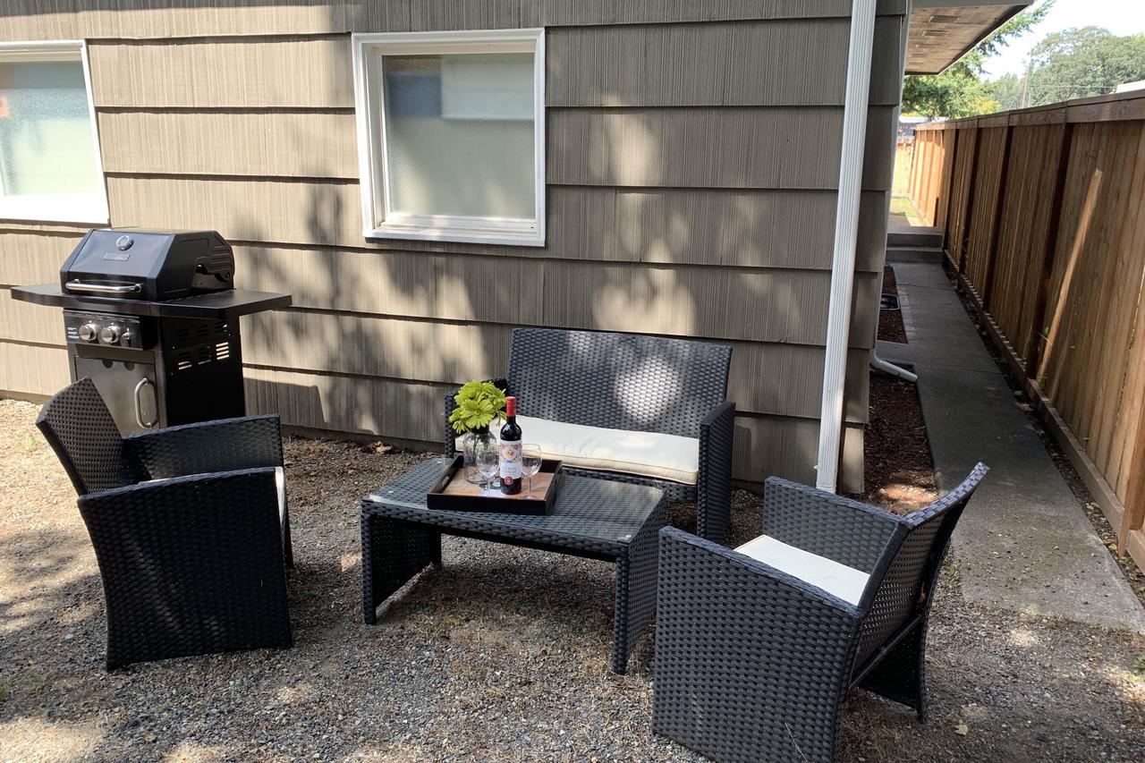 Parkland Bungalow - thumb 9