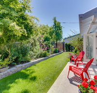 Cultural Cottage in Old Town Anacortes - Accommodation Seattle