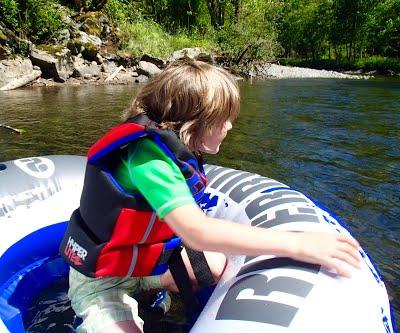 Luxurious Riverfront Log Home Estate - thumb 26