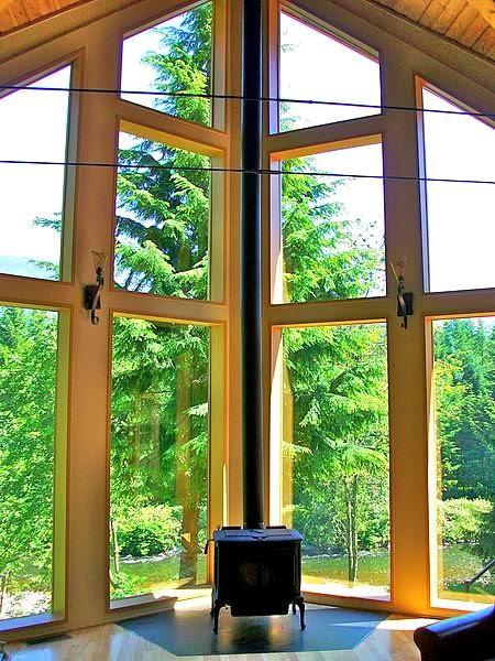 Luxurious Riverfront Log Home Estate - thumb 10