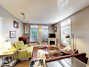 Cozy Capitol Hill Cottage Cottage