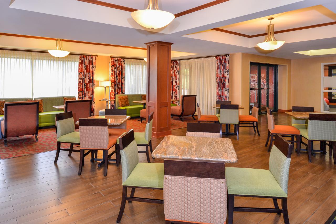 Hampton Inn Martinsburg - thumb 15