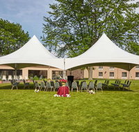 Howard Johnson Plaza by Wyndham Madison - Accommodation Seattle