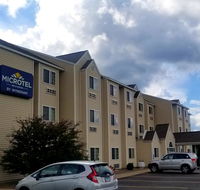 Microtel Inn  Suites by Wyndham Prairie du Chien - Accommodation Seattle