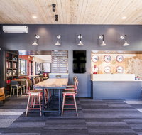 Mountain Modern Motel - Accommodation Seattle