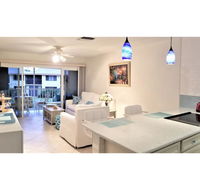 Beach Getaway in Oceanside Resort - Accommodation Seattle