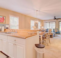 111-1 Weehawka Way Condo - Accommodation Seattle