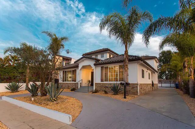 $5M Modern Venice Home W Pool And Outdoor Living - thumb 0