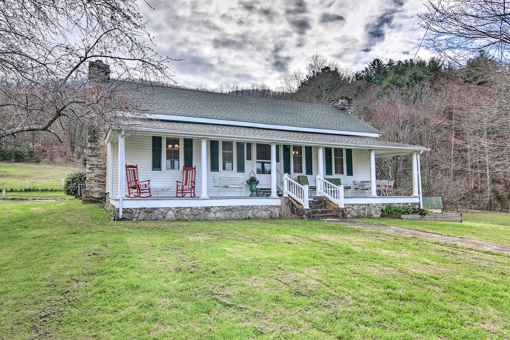 '100 Acre Woods' Blue Ridge Cottage With Pond And Views - thumb 0
