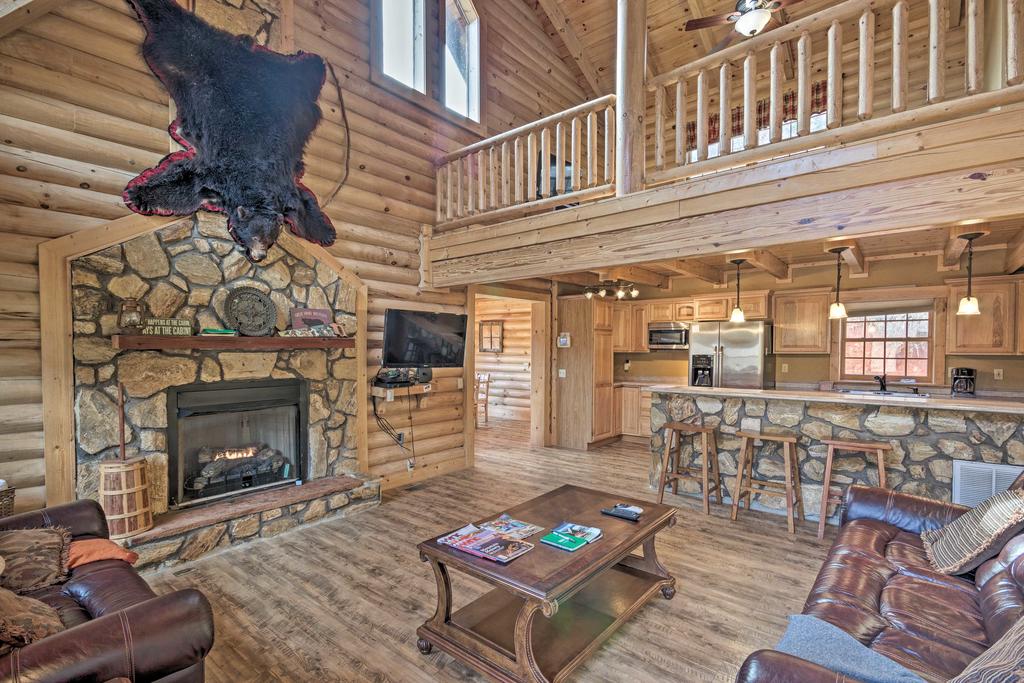 'Deep Creek Mountain Lodge' With Prvt Hot Tub & Views - thumb 3