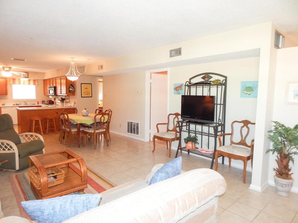 009 Surf Club B4 Condo - thumb 2