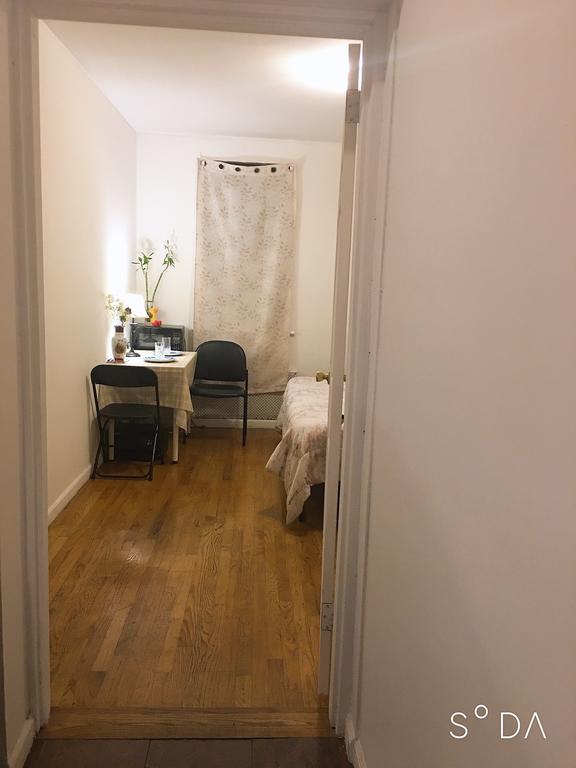 1 Minutes To N,Q,R,W,L,4,5,6 Train Subway,union Square - thumb 3