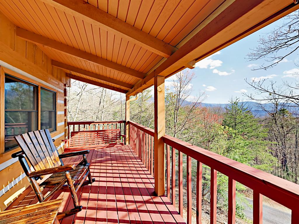 1065 E Foothills Dr Cabin - thumb 0