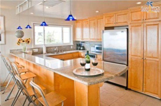 107-Oceanfront Lux 1/7 - thumb 1