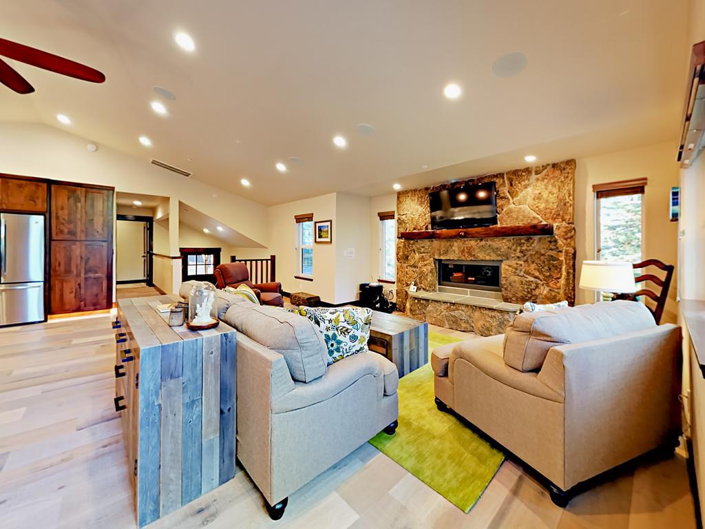 1183 Prospector Trl Home - thumb 2