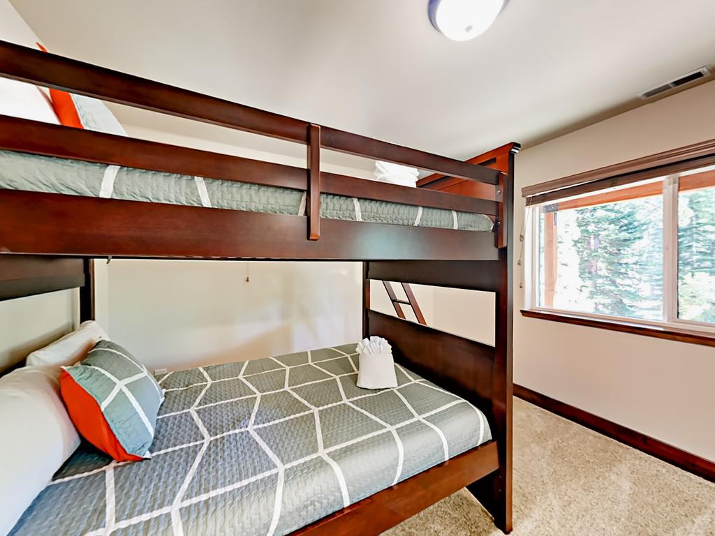 1183 Prospector Trl Home - thumb 3