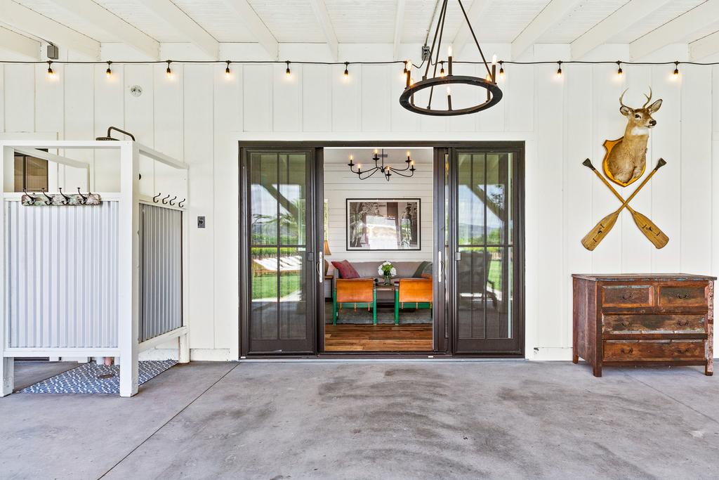 21007 Broadway Home - thumb 2