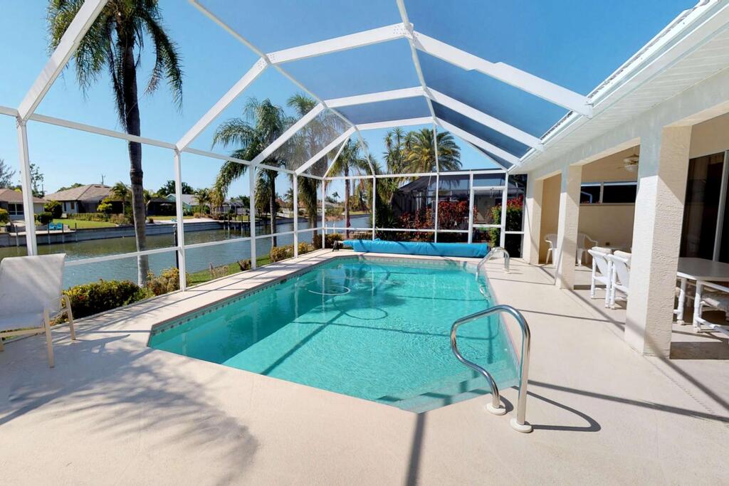 2318 SE 6th Ave - thumb 0