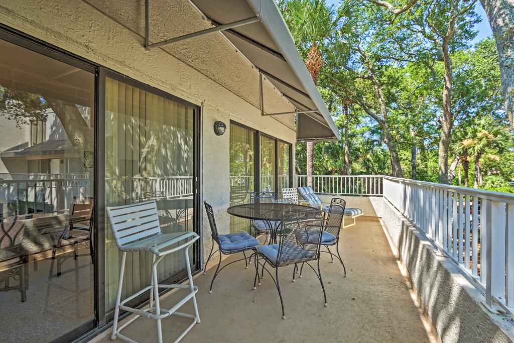 3-Story Villa With Pool Access, Steps To Beach! - thumb 1