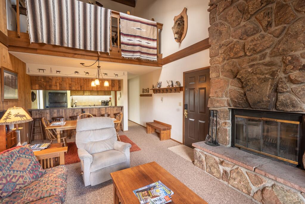 3BR 3BA Mountain Condo In Pines At MeadowRidge - thumb 1