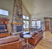 4-Season Granby Ranch Home - Hike Fish Ski - Accommodation Seattle