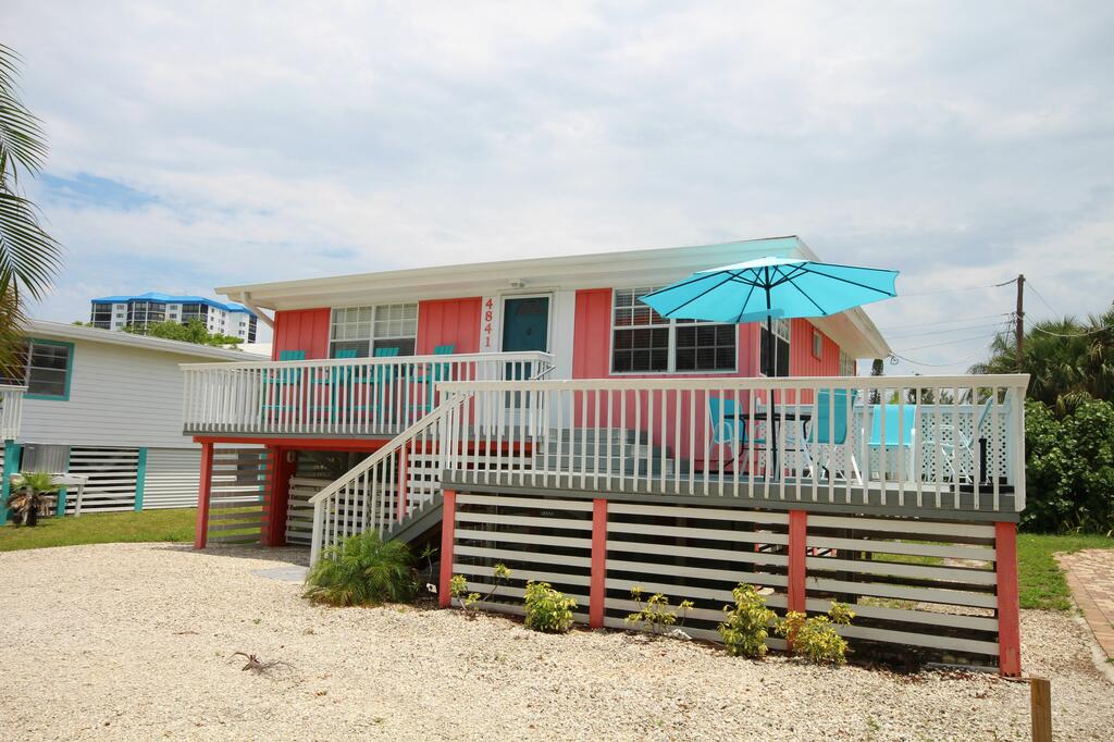 4841 Estero Blvd. - thumb 0