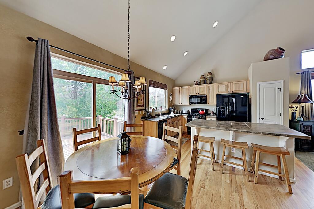All-Season Granby Ranch Home With Private Hot Tub Home - thumb 2