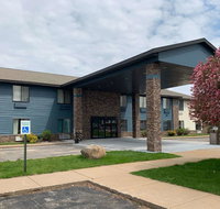 AmericInn by Wyndham Prairie du Chien - Accommodation Seattle