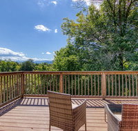 Apple Valley Hideaway - Accommodation Seattle