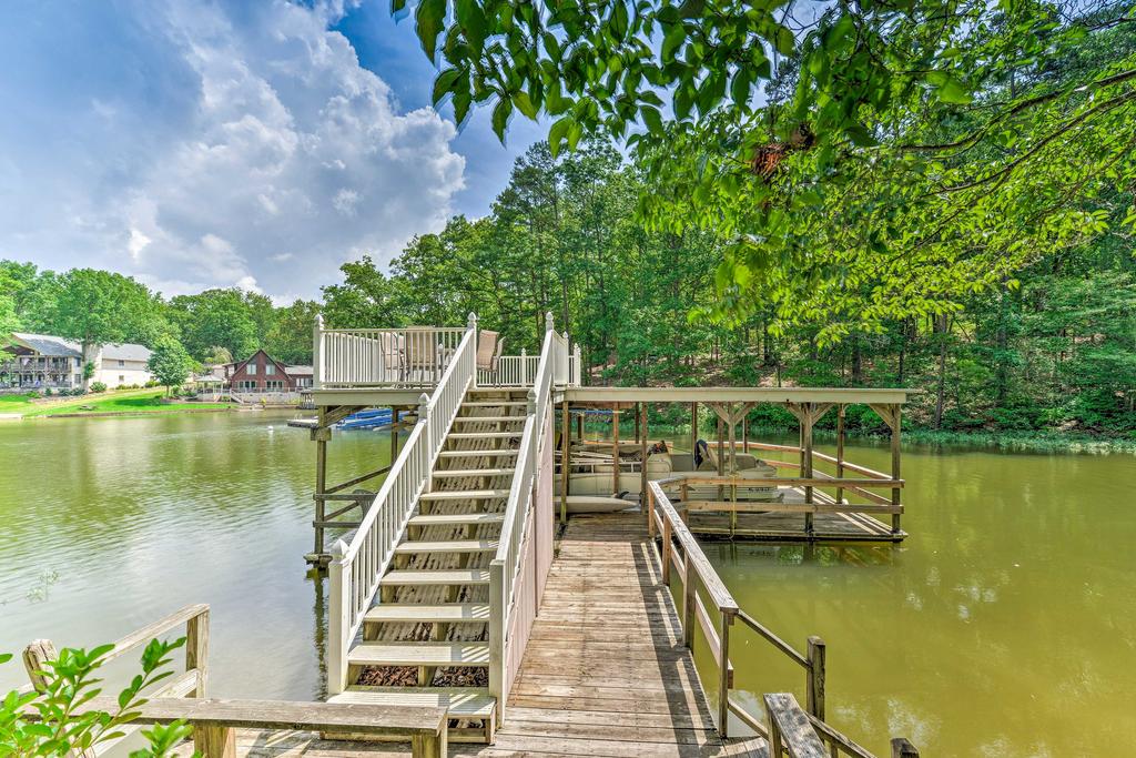 Badin Lake Cabin With Dock & 2-Story Boat Slip! - thumb 1