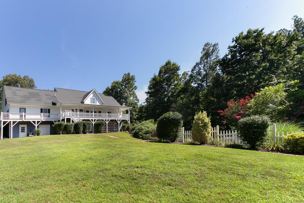 Brook Knoll  NEW! Beautiful Mtn Retreat W/Pool Near Asheville! - thumb 2