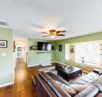 Canyon Green - Accommodation Seattle