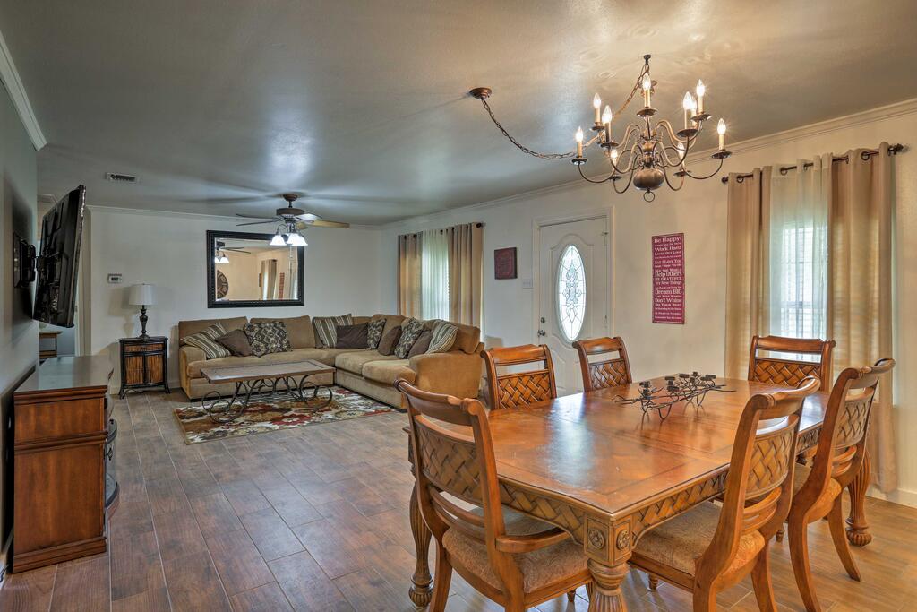 Canyon Lake Home With Hot Tub- Walk To The Guadalupe! - thumb 2