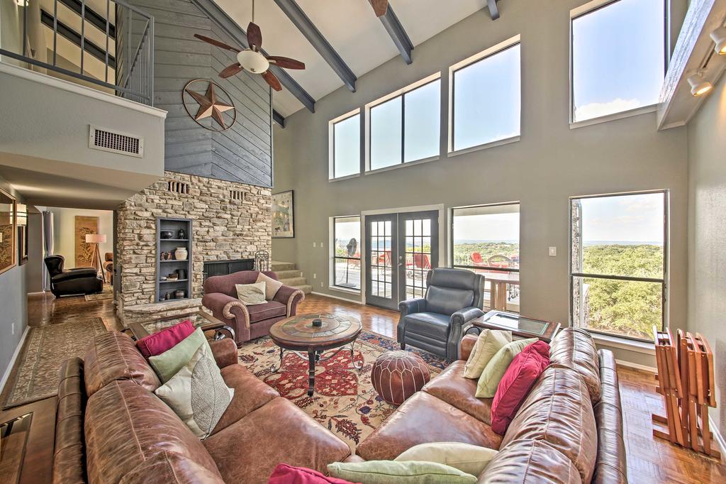 Canyon Lake House With Hot Tub, Deck, Lake View - thumb 2