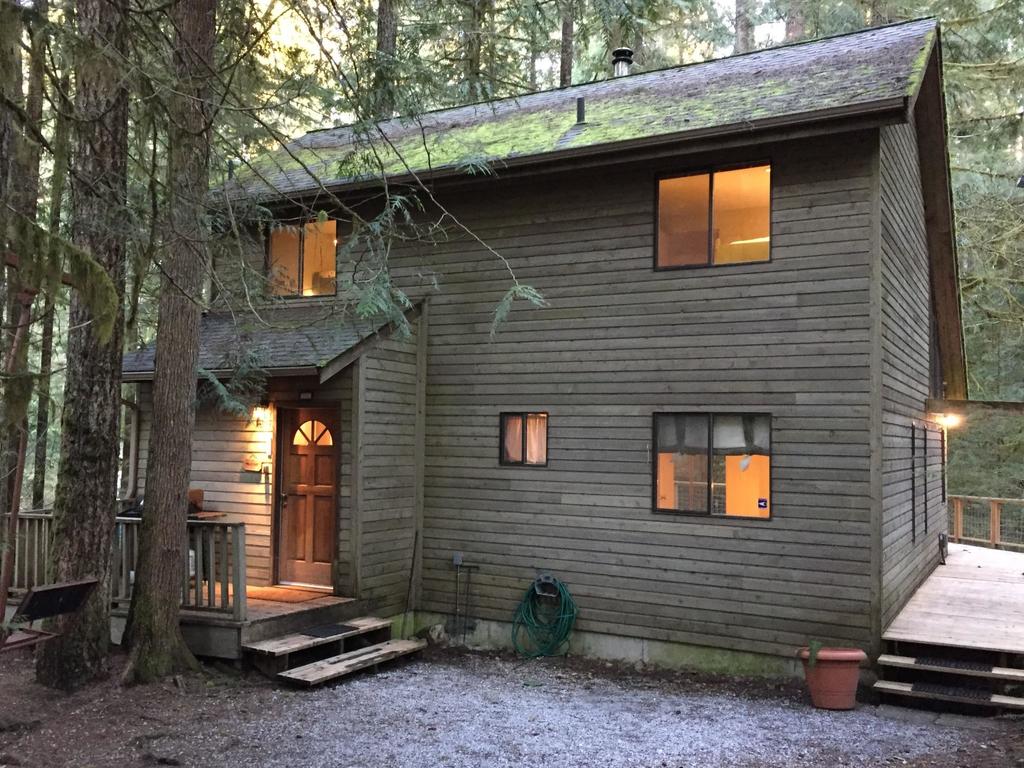 Chalet 55SL-Traditional Family Ski Chalet! - thumb 0