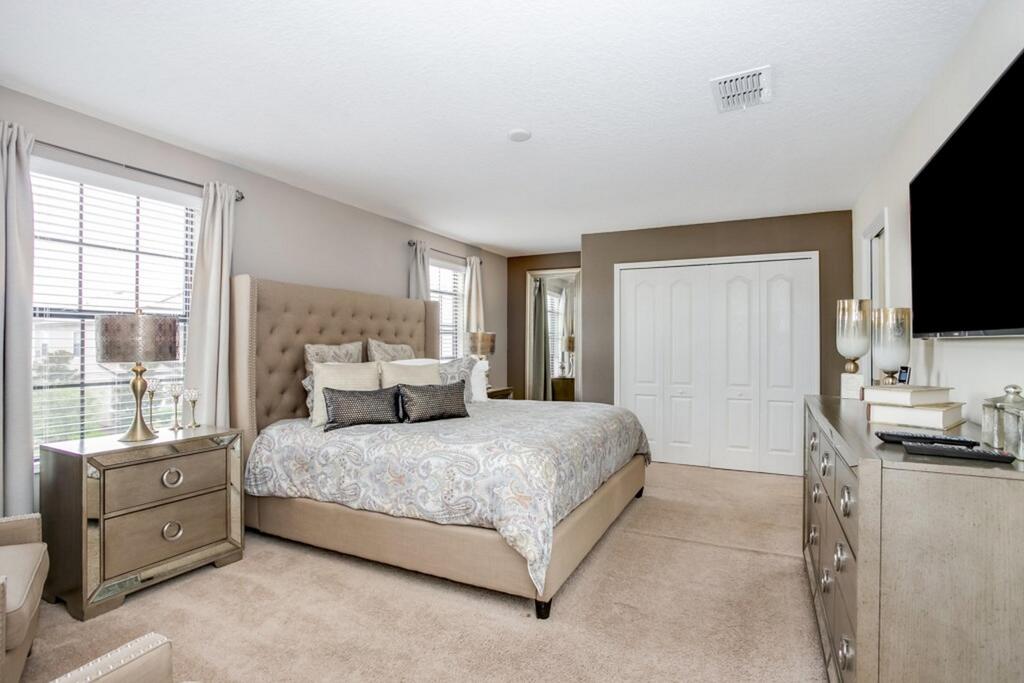 Champions Gate 7, 8 & 9 Bedrooms By Florida Star Vacations - thumb 2